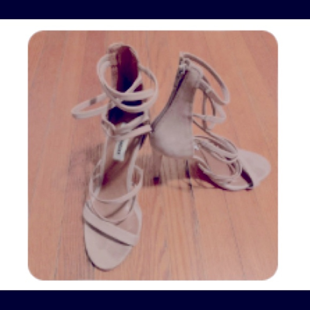 Steve Madden Nude Strappy Heels Size 8 - Picture 1 of 6